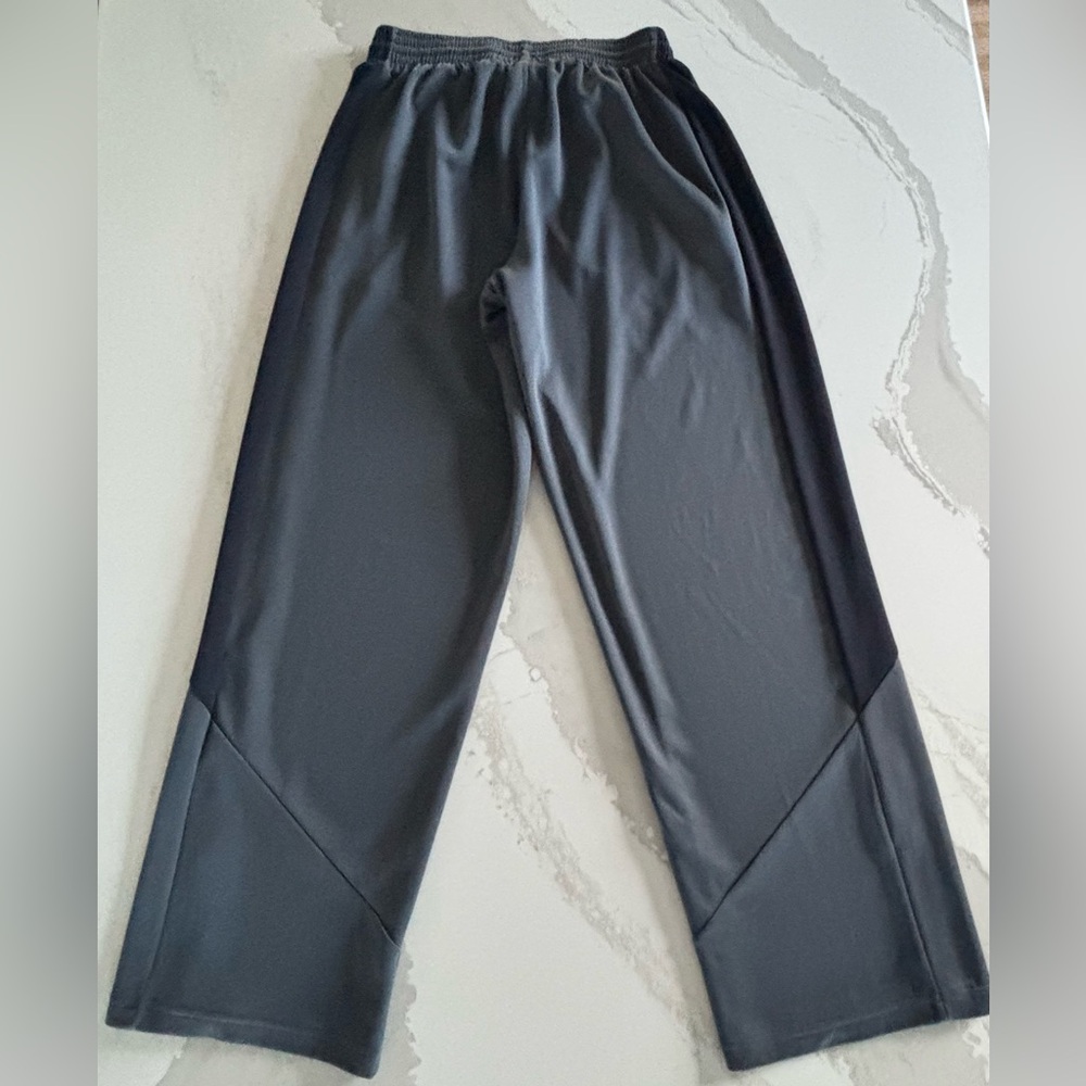 Nike Men’s Duke Athletic Pants with Zip Bottom - Size Large - Like New! - Picture 2 of 11